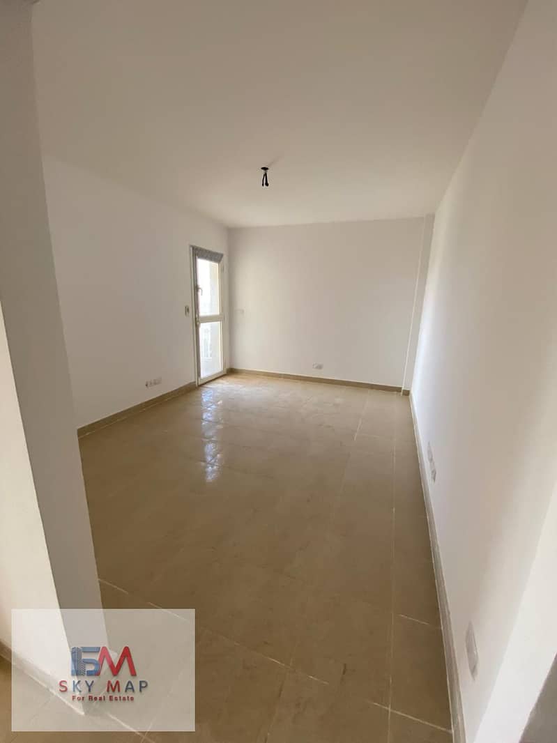 8 3a1ad1b4-59a0-4e43-88b7-9eddb9c48d15. jpg