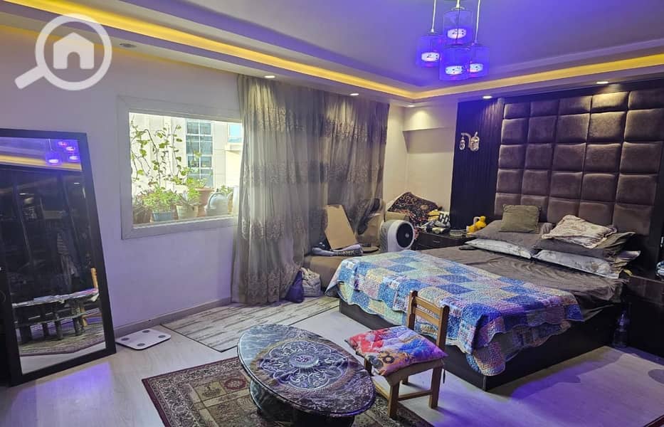 6 WhatsApp-Image-2025-09-25-at-6.04. 27-PM-1. jpg