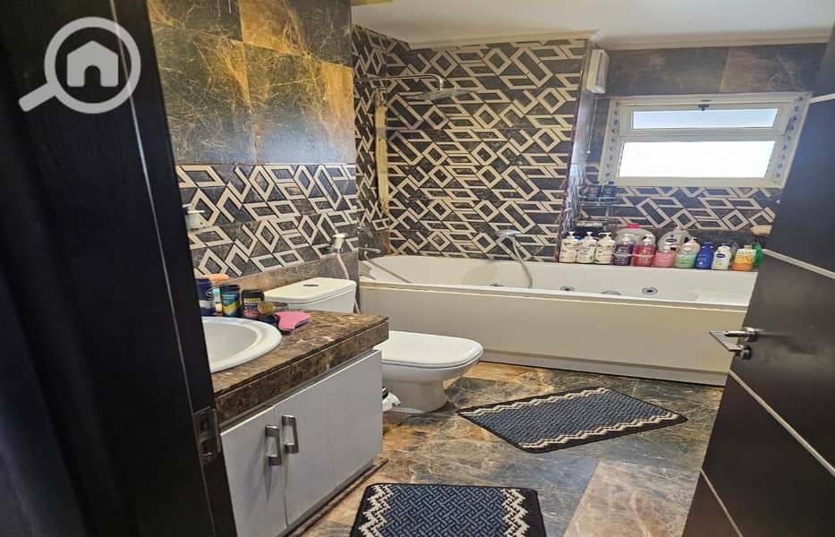 11 WhatsApp-Image-2025-09-25-at-6.04. 13-PM. jpg