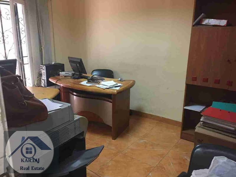 1000487760. jpg 1000487760. jpg