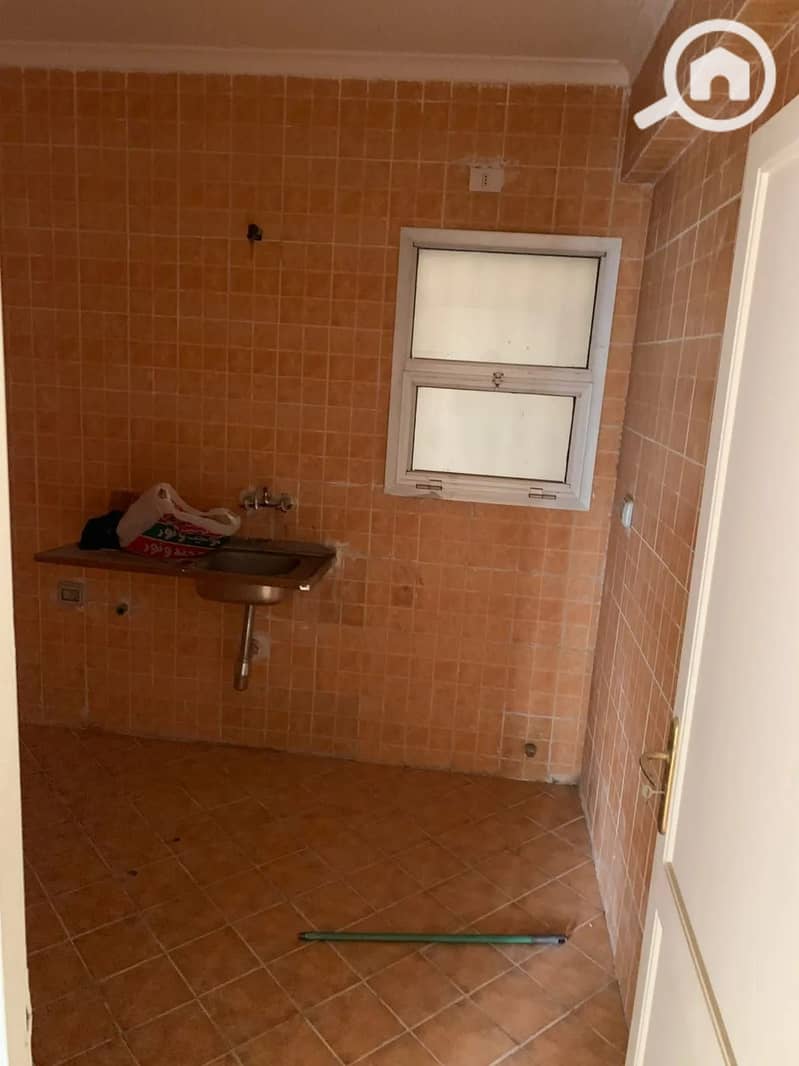 9 6942bd00a1d1e_IMG-20251217-WA0147. jpg