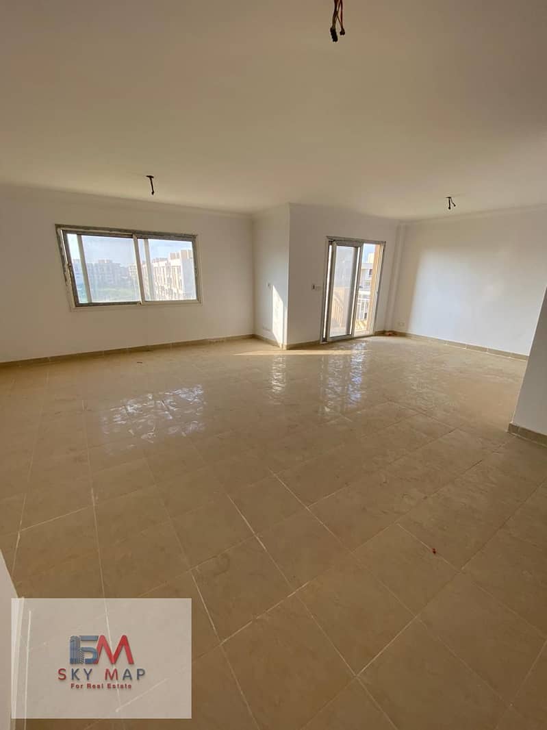 9 e8798200-7bd5-44c7-83ce-02e5cd710f0f. jpg