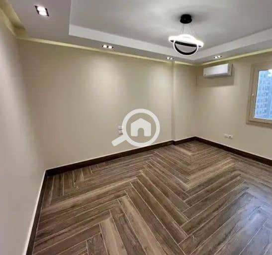 3 IMG_٢٠٢٥٠٩٢٠_٢٢٥٧٣٥. jpg