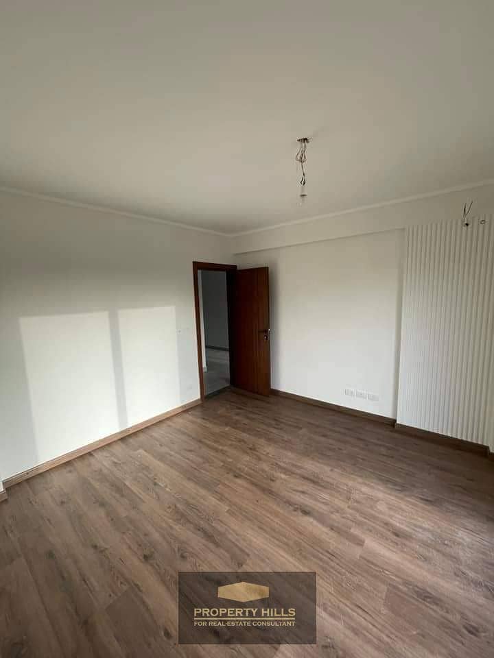 50 WhatsApp Image 2024-09-22 at 11.32. 47 AM (1). jpeg