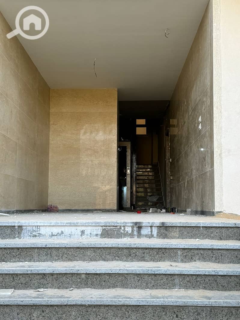 3 WhatsApp Image 2025-12-18 at 10.53. 11 (1). jpeg