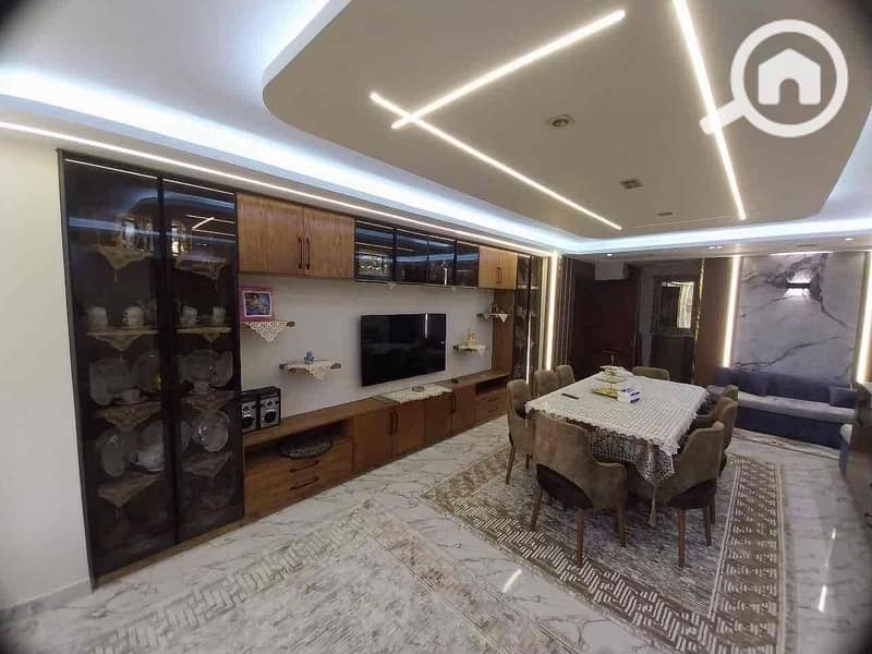 2 51a4b501-0bce-4d9f-b876-03f0dce6a0de. jpg