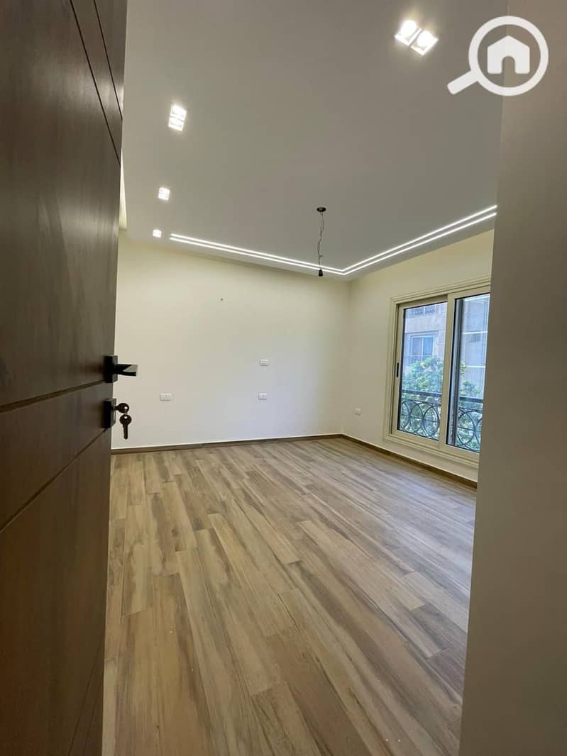 6 WhatsApp Image 2025-11-09 at 2.45. 42 PM (1). jpeg