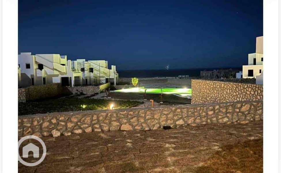 7 e8273074-28de-44a1-8c0d-cb8228bf9cbd. jpg