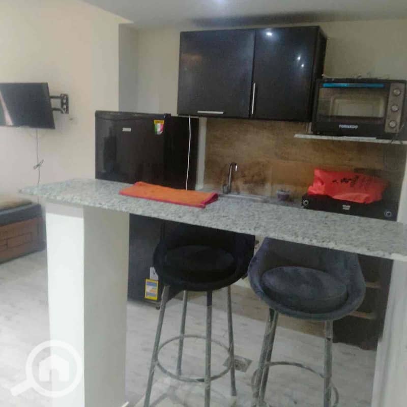 2 0769f123-4dd9-4322-8577-eea742240a8a. jpg