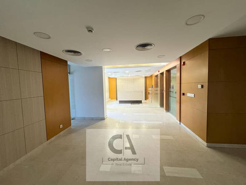 3 11f19b8a-0830-43db-adef-6b80f27a397a. jpg