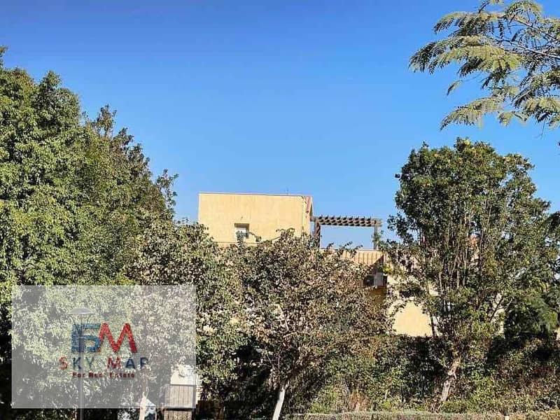 3 0fb01b07-916c-47f6-9b12-b9e2b4adaaf8. jpg