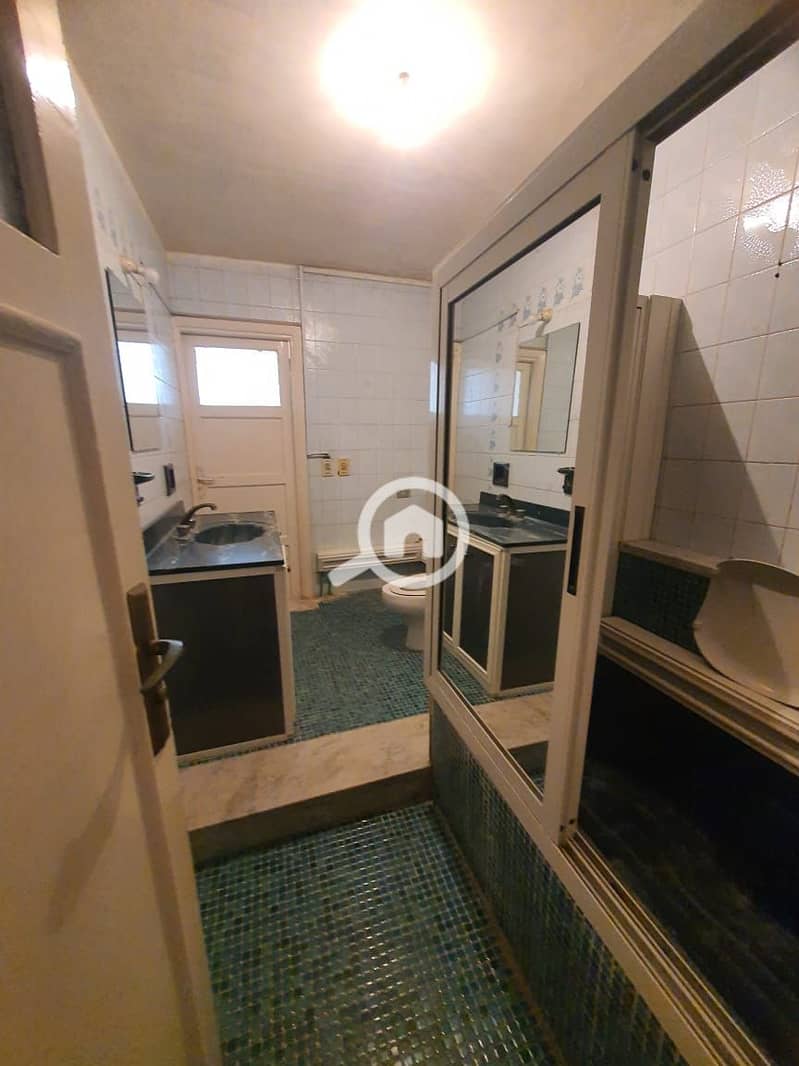 4 Messenger_creation_74825BB8-6E5C-40C6-B53E-4007BD0F5FDA. jpeg