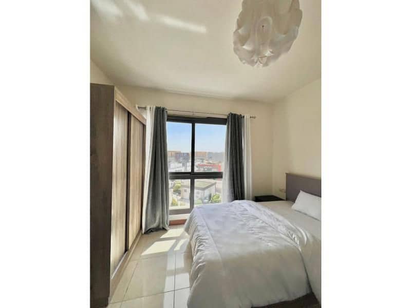 2 129f4cec-7e6f-45ed-ae71-ffc071e9883b. jpg