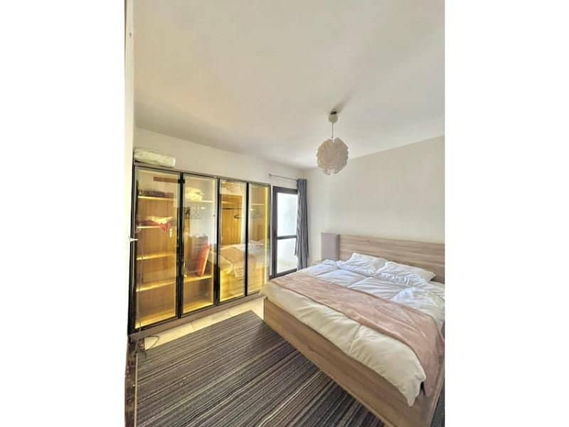 7 4c0961d5-741d-46ae-a71e-c96b5b9fb5a8. jpg