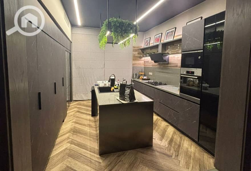 9 3411ead2-b257-4144-ab88-4fa2a8f5748d. jpg