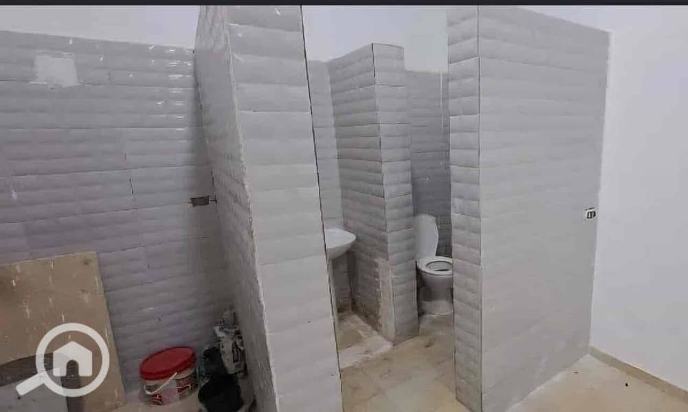 2 63724ea2-54d5-46f9-817b-24d07efdfa56. jpg