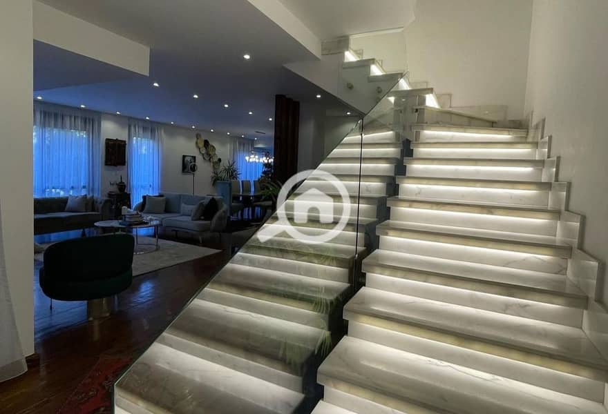 4 e9d0ab0d-b6c1-4b14-9880-75a48e36c140. jpg