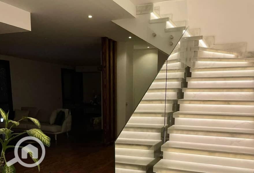 7 f429cec5-e74a-4a64-a9e8-8609cc687556. jpg