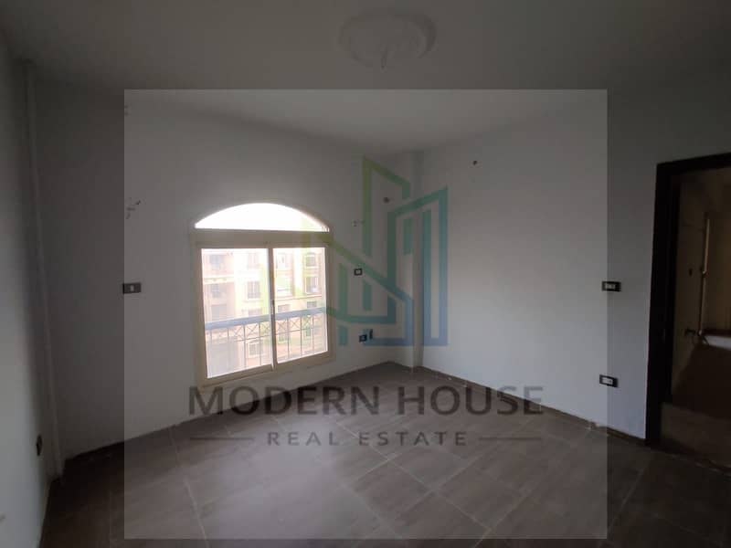 8 WhatsApp Image 2026-01-04 at 6.24. 08 PM. jpeg