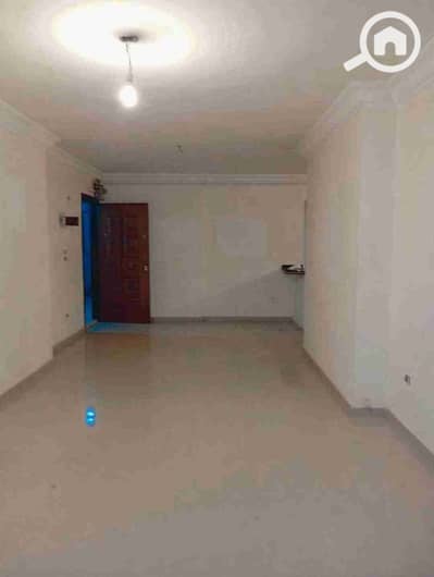 3 Bedroom Flat for Sale in Miami, Alexandria - FB_IMG_1766420352277. jpg