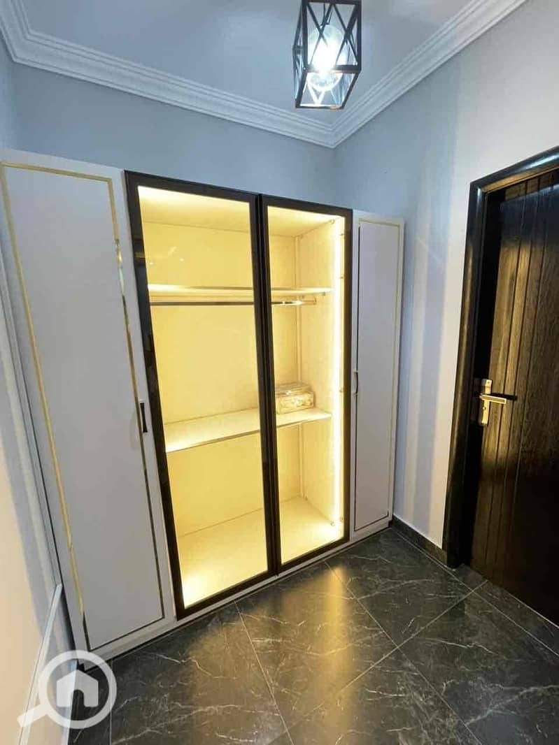 4 2447cb1d-ca6d-4fee-9e34-d8576082bc84. jpg