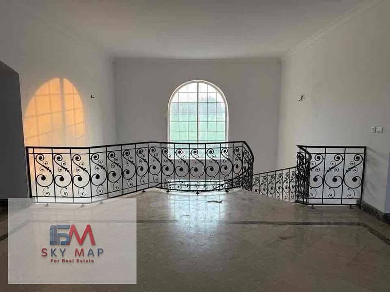 9 c3bb6d92-3b3d-45f7-a29b-b2c13eda0b94. jpg