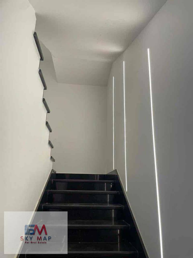 7 96e35419-b932-43b3-95c1-133ac2a6bc61. jpg