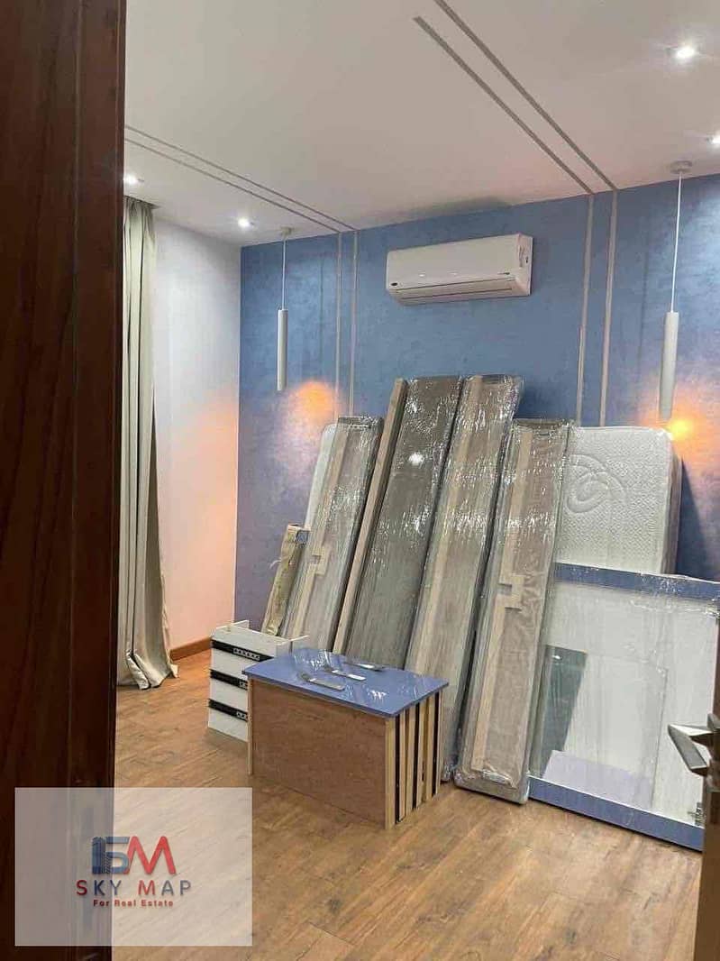 8 b8a0c312-6a56-4eee-ac4c-b053188a16aa. jpg