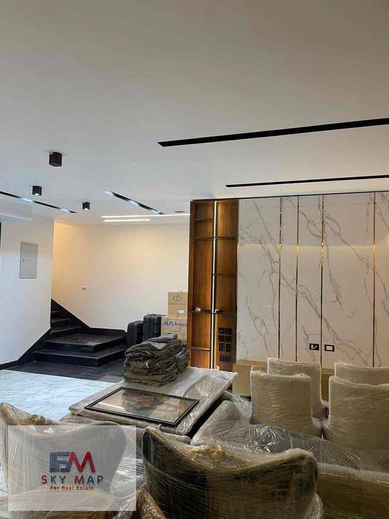 11 9d081e7f-a5fe-4314-a4eb-d87aedf26b6e. jpg