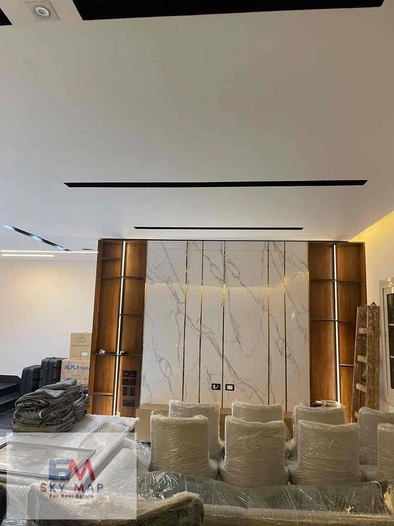 13 8879766e-34e3-48b1-b74b-83b8c3b26935. jpg