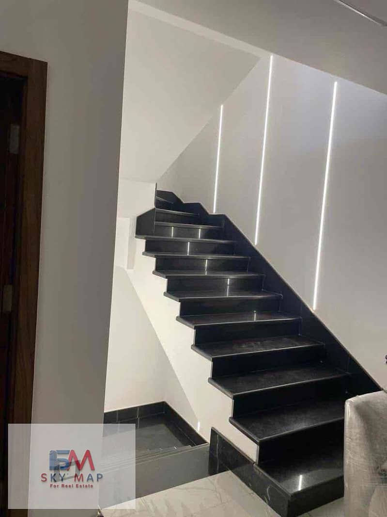 16 718ecac3-95c9-4c6a-9a6f-d4d68d825ad4. jpg