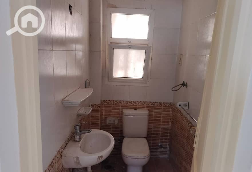 9 a95efff2-86f7-4fce-9ad6-4697237f8024. jpg