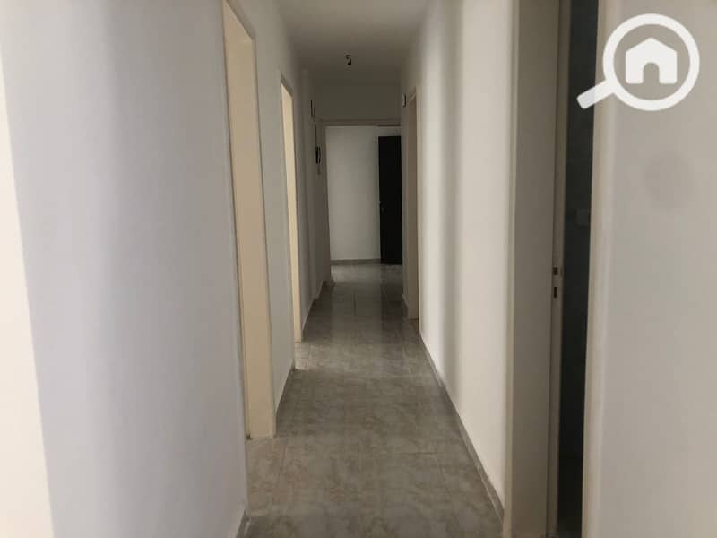 6 417fc5c0-94d0-48bb-ba9d-6c47cea51405. jpg