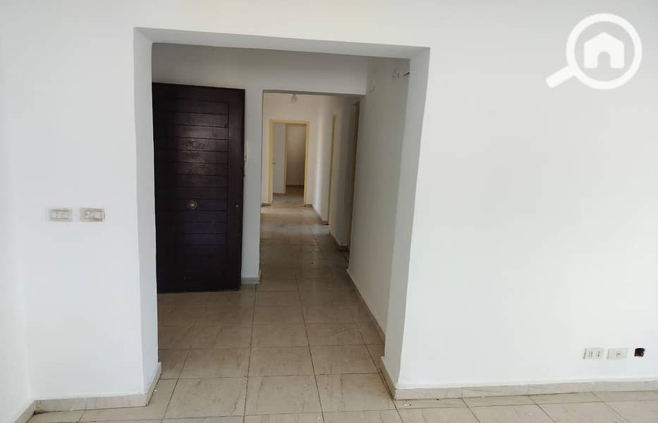 9 dd90333a-6ab5-4022-811c-40331c5c3a92. jpg