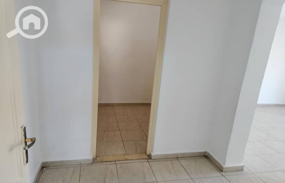 10 740443dd-6a79-4b29-97f3-928ca3738183. jpg