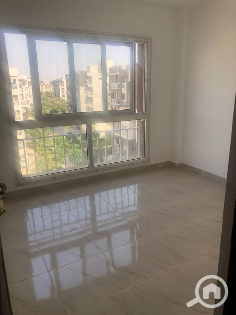 2 0b619491-6c34-4d72-ac7c-50066a697561. jpg