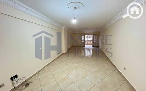 فلیٹ 3 غرف نوم للايجار في سموحة، الإسكندرية - 2. jpg