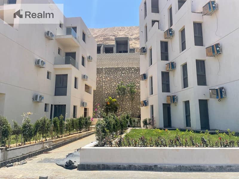 4 500706767_552482731250744_1884876140372204519_n. jpg