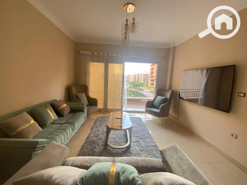 5 8922c533-60a8-4a0d-8905-55a8d8eefa7d. jpeg