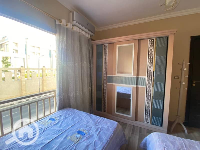 12 9a50a78e-1f73-4688-a9e8-644984fd27af. jpeg