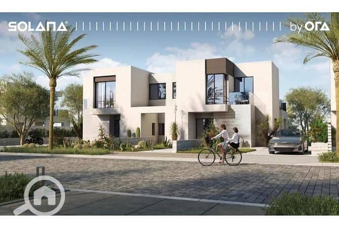 4 4877649-e8cc0o. jpg