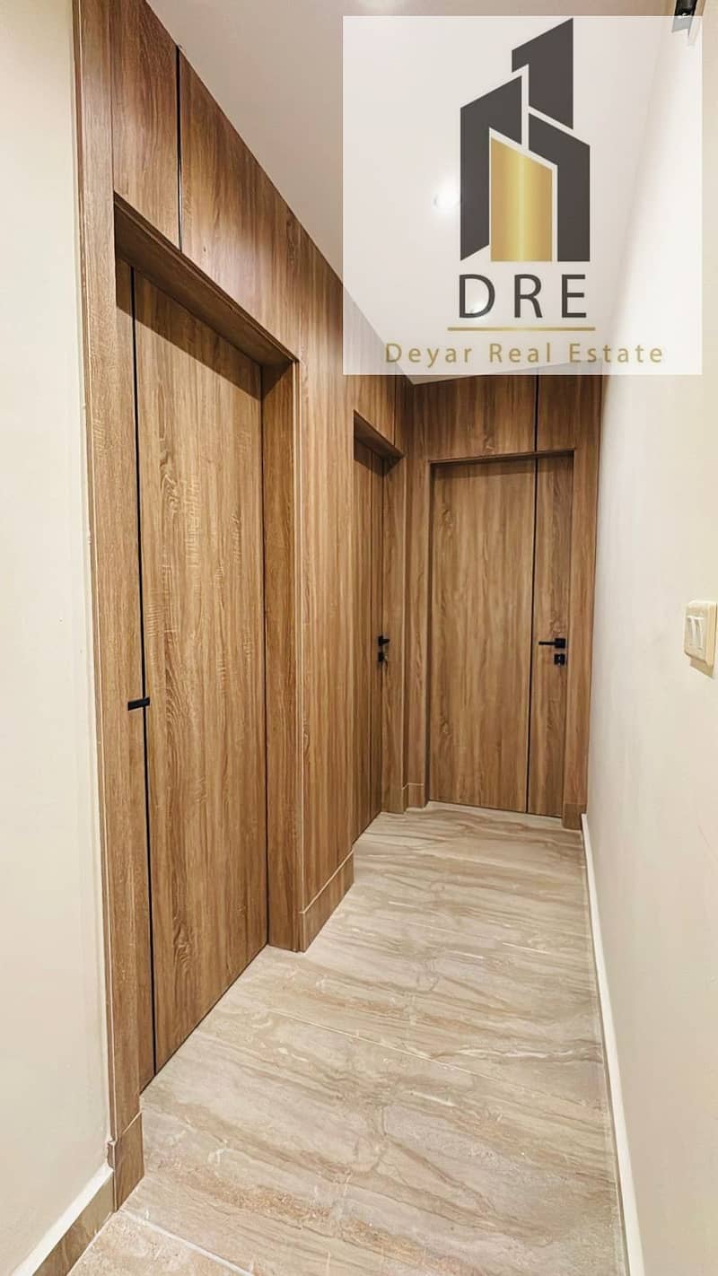 5 302c2094-3665-42ba-a6a2-580eaceceb2d. jpg