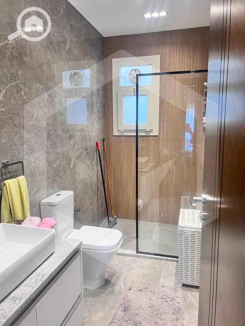 10 Al Patio 6 10. jpg