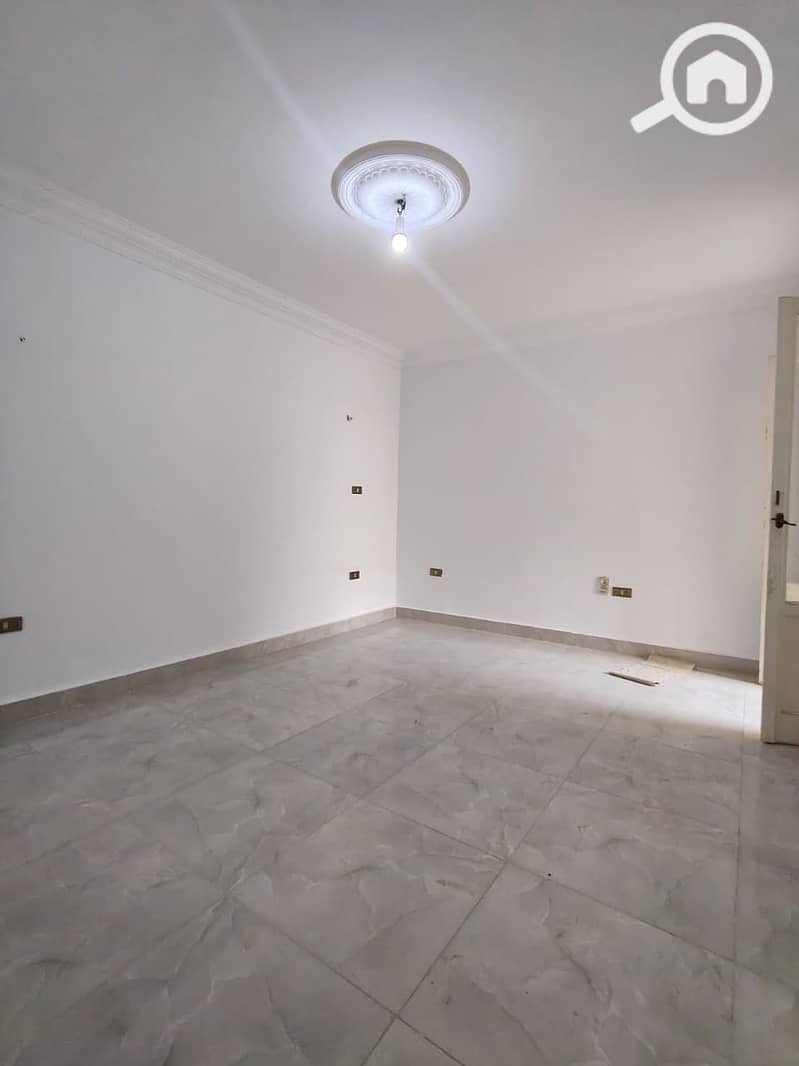 4 WhatsApp Image 2025-12-28 at 19.17. 41. jpeg