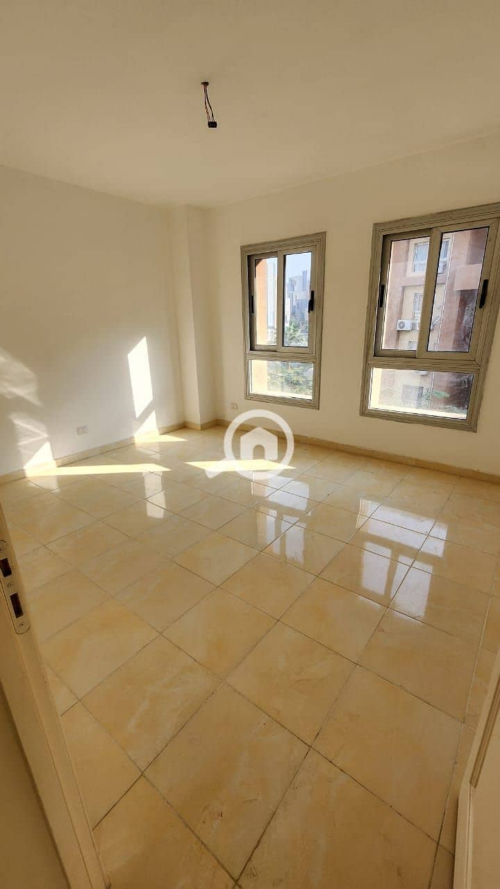 4 WhatsApp Image 2025-12-25 at 2.32. 32 PM (1). jpeg