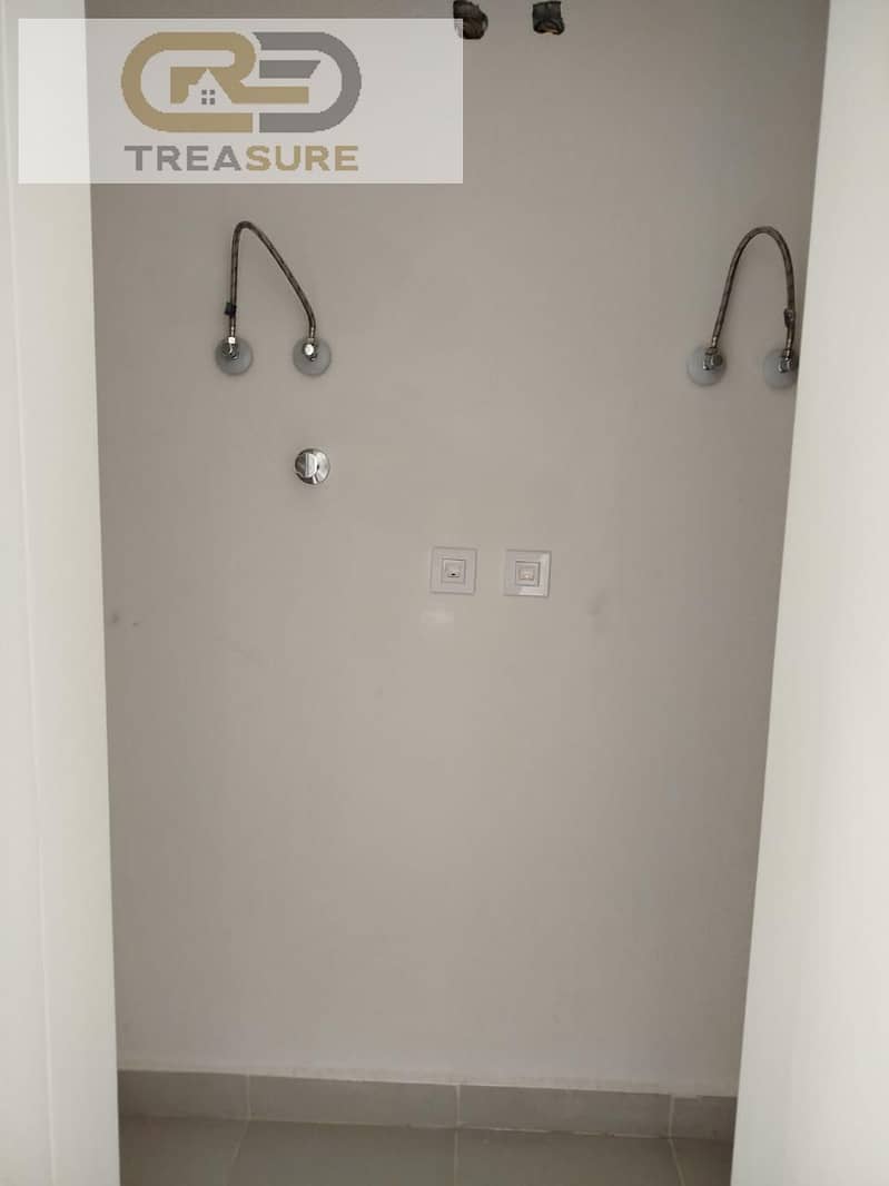 6 WhatsApp Image 2026-01-05 at 12.16. 14 PM (1). jpeg