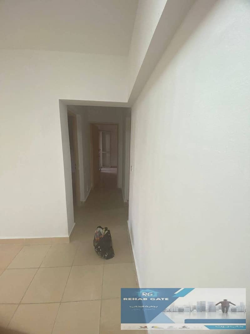 5 ee1359e0-e0af-4836-a069-4ead3e0a345b. jpg