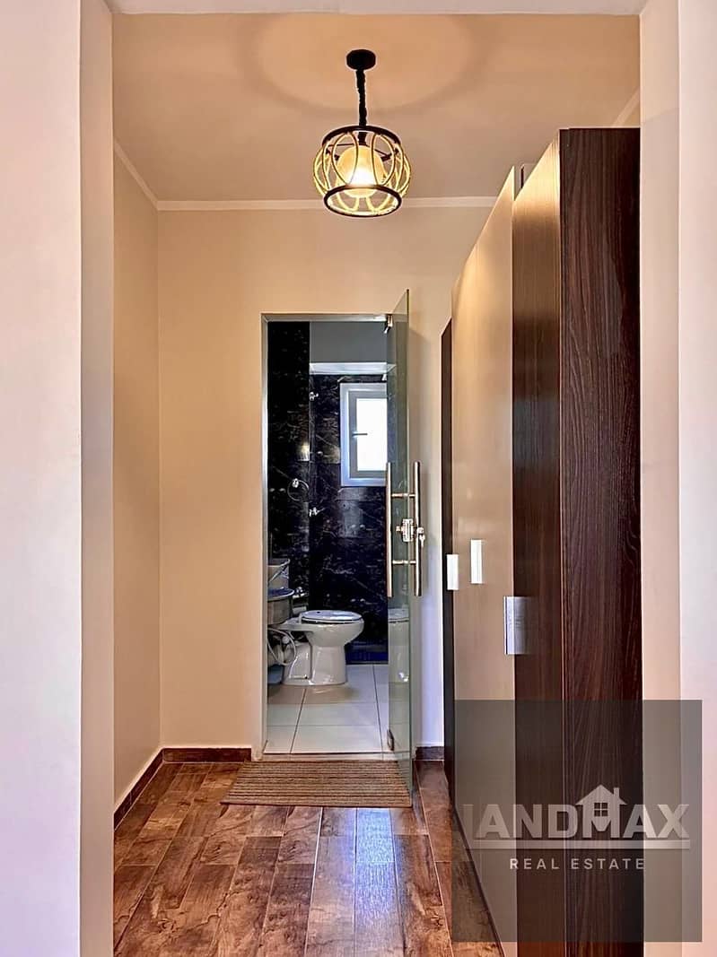 21 WhatsApp Image 2025-11-03 at 12.02. 23 PM. jpeg