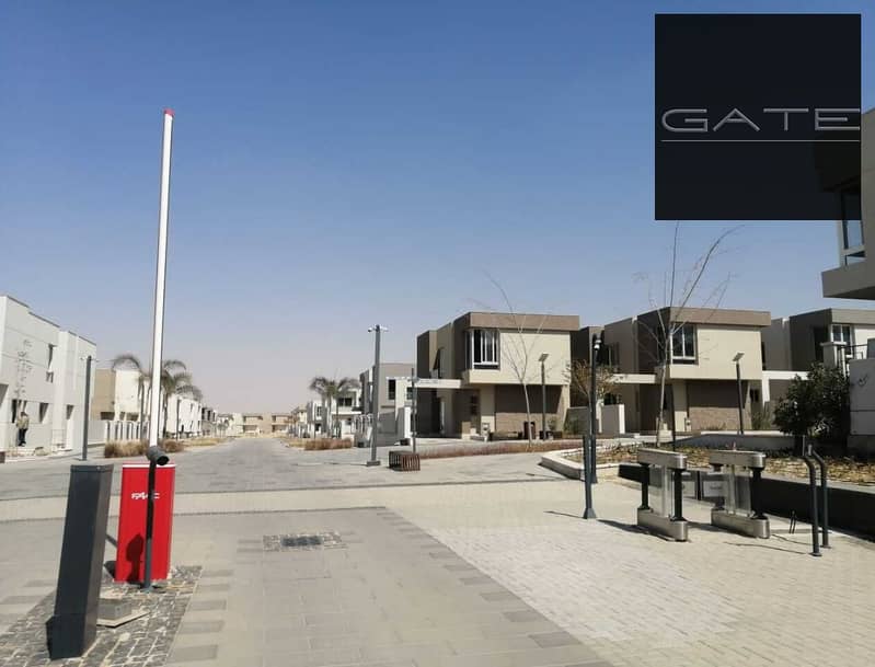 6 e7cb03e9-aba4-46e3-9751-8633d4ceaa2f. jpg