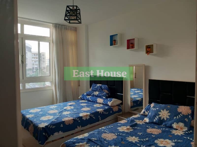 4 cf372e01-fe02-4407-a260-66621ca39175. jpg